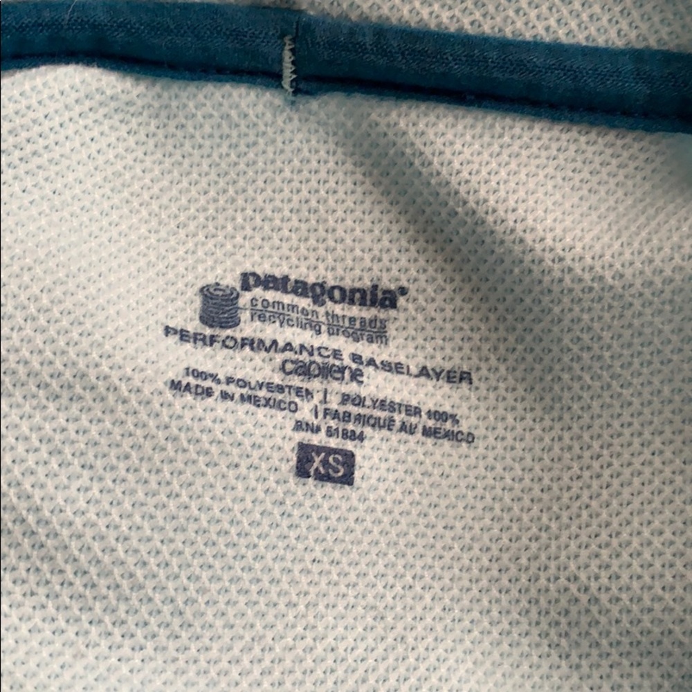 Patagonia Performance Base Layer Long Sleeve Xs - image 3